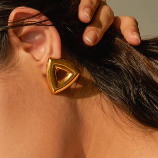 Triangular gold earrings
