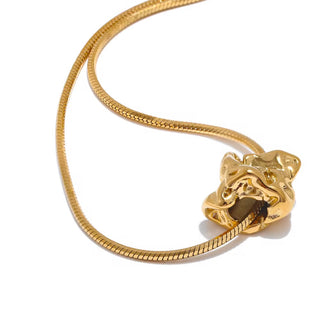 Small statement necklace