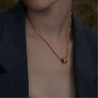 Small statement necklace