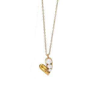 Heart pearl statement