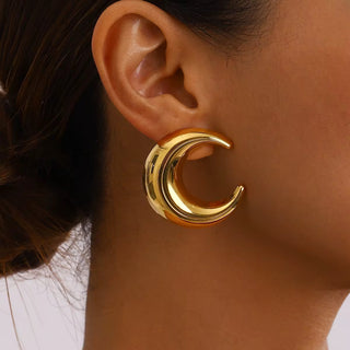 “Love you to the moon and back”gold earrings