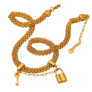 Lock necklace