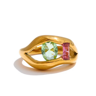 Green is for queens gold ring size 7”