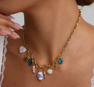 Luxury charm necklace