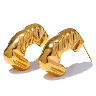 Go gold earrings